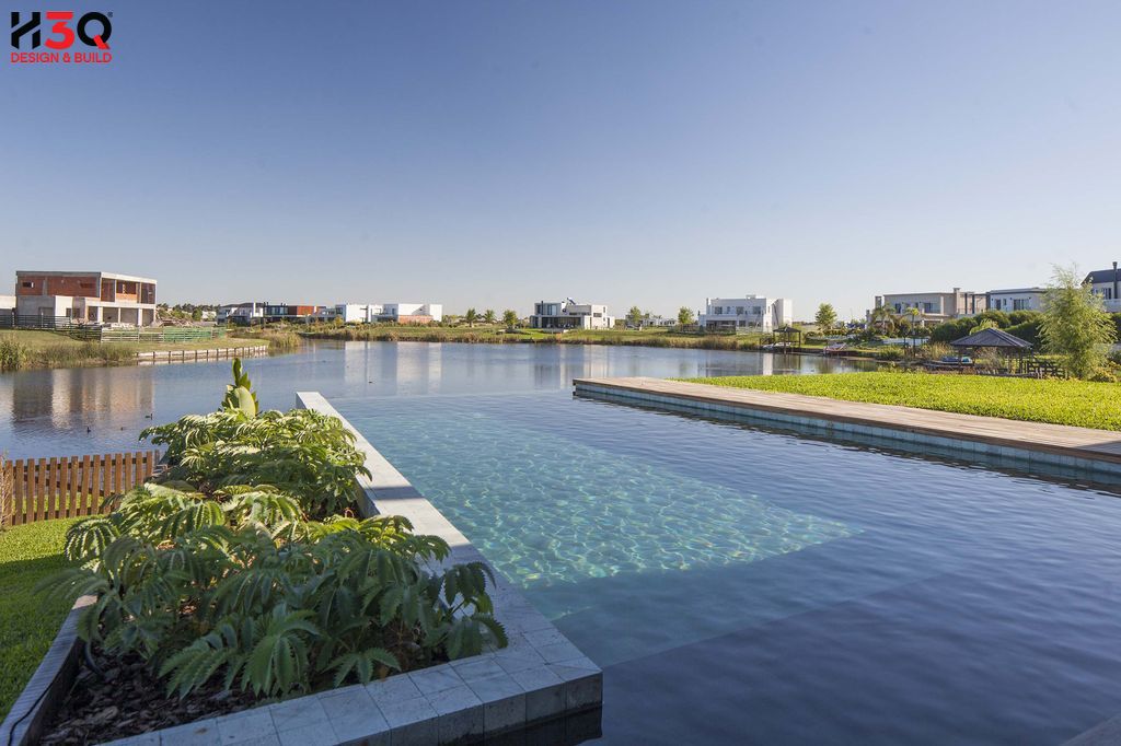 Click vào khung hình để xem ảnh full size Click vào khung hình để xem ảnh full size