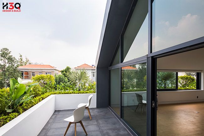 Click vào khung hình để xem ảnh full size