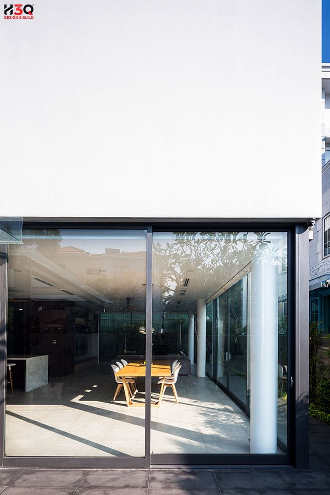 Click vào khung hình để xem ảnh full size