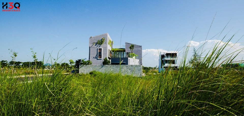 Click vào khung hình để xem ảnh full size