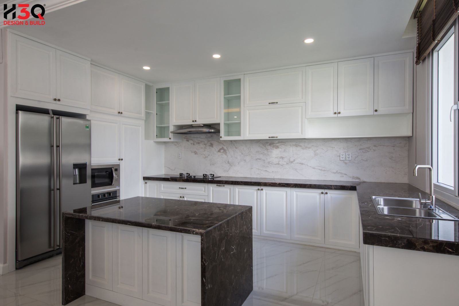 Click vào khung hình để xem ảnh full size