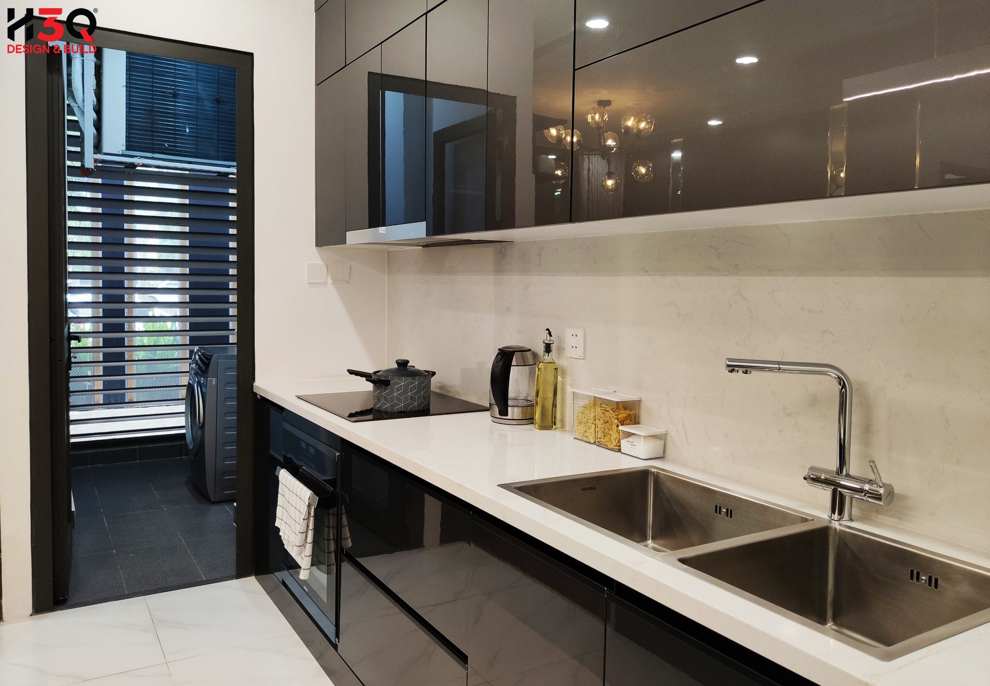 Click vào khung hình để xem ảnh full size