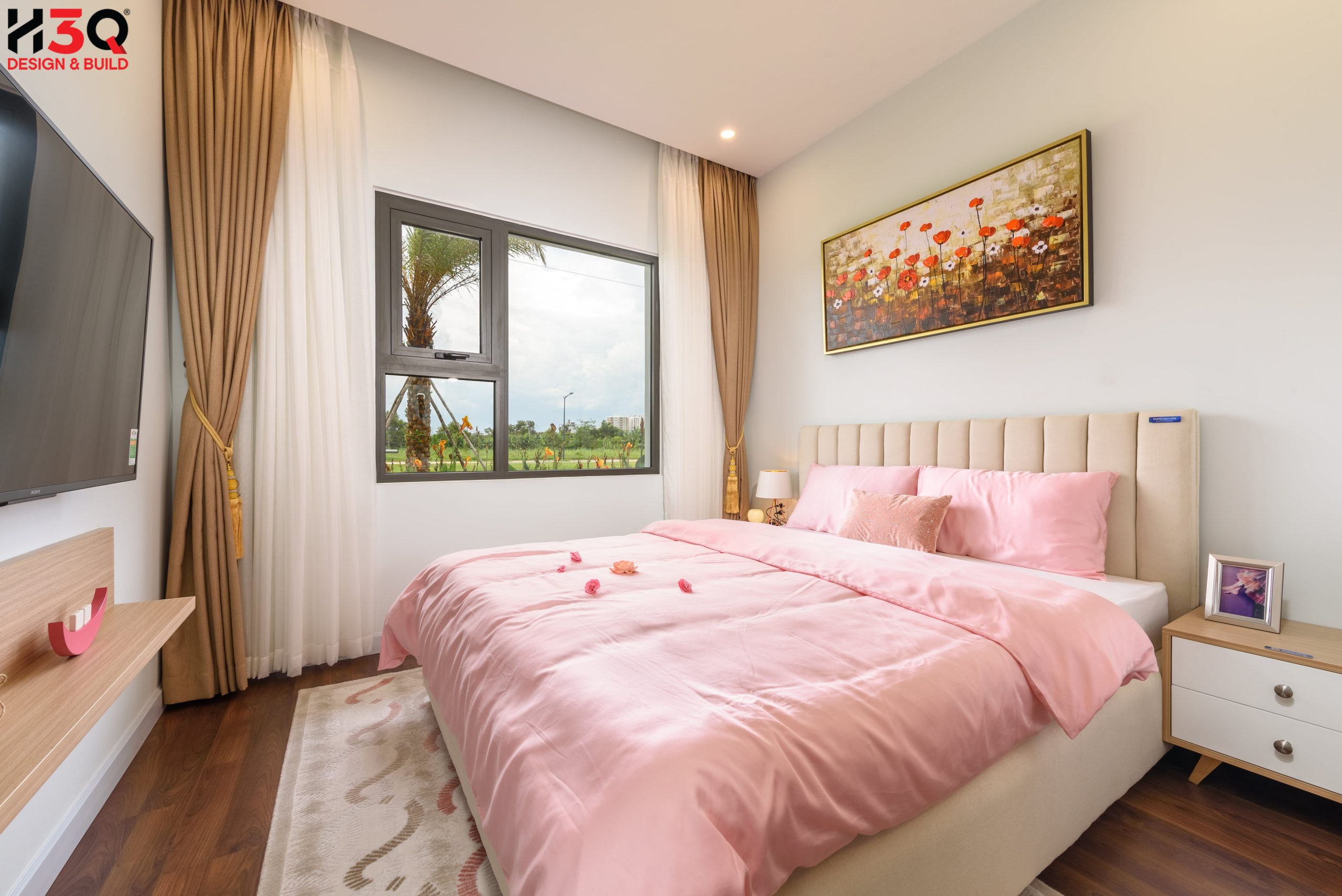 Click vào khung hình để xem ảnh full size