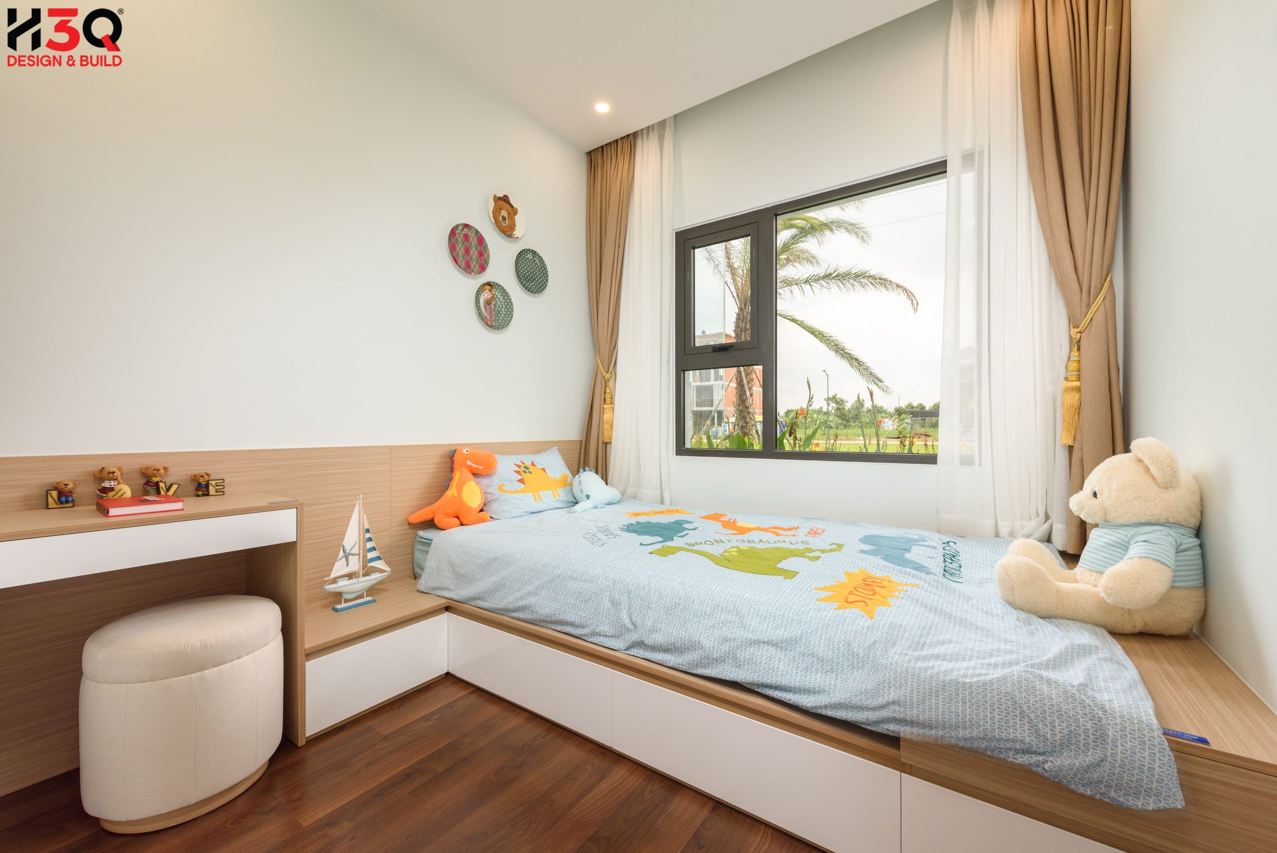 Click vào khung hình để xem ảnh full size