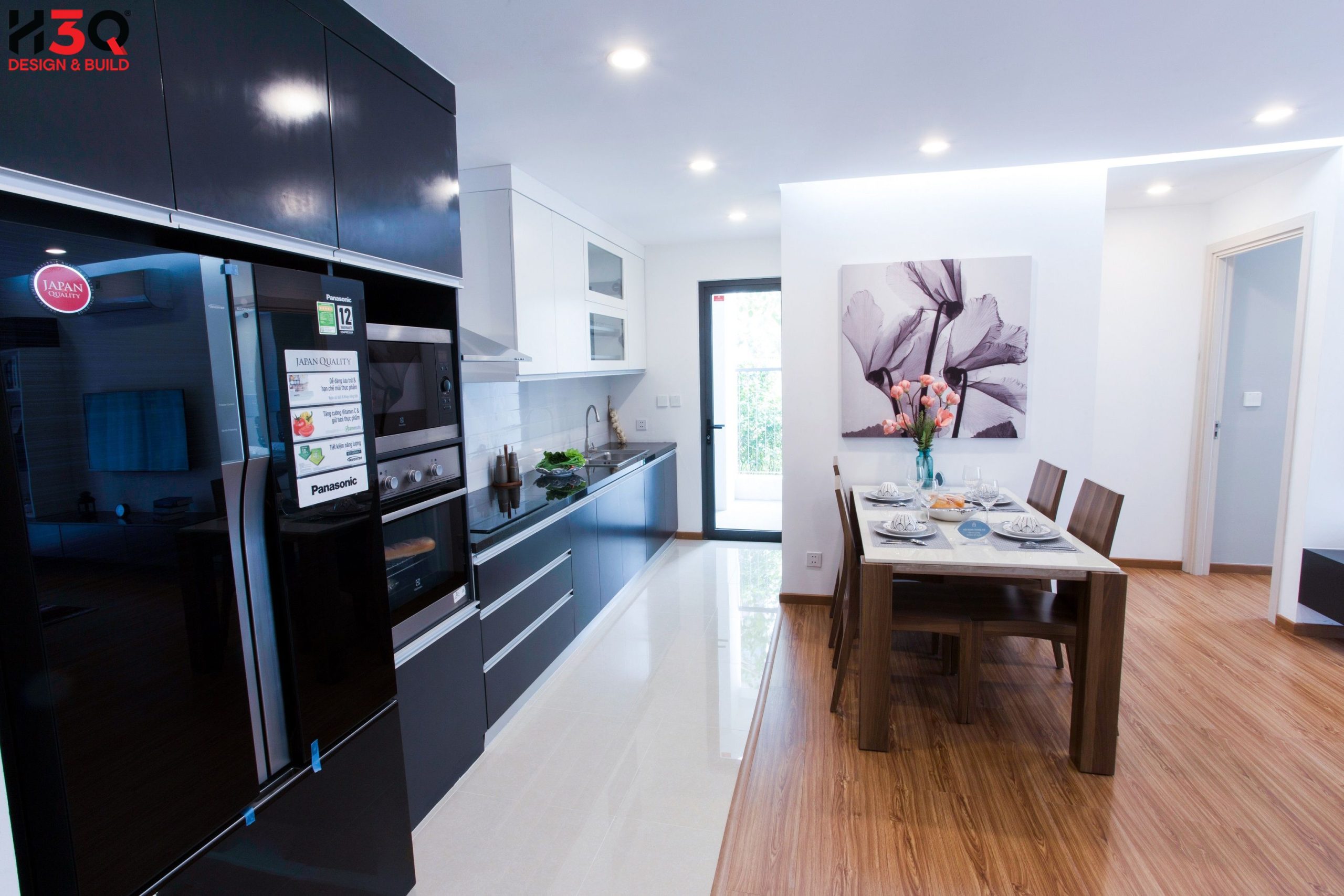 Click vào khung hình để xem ảnh full size