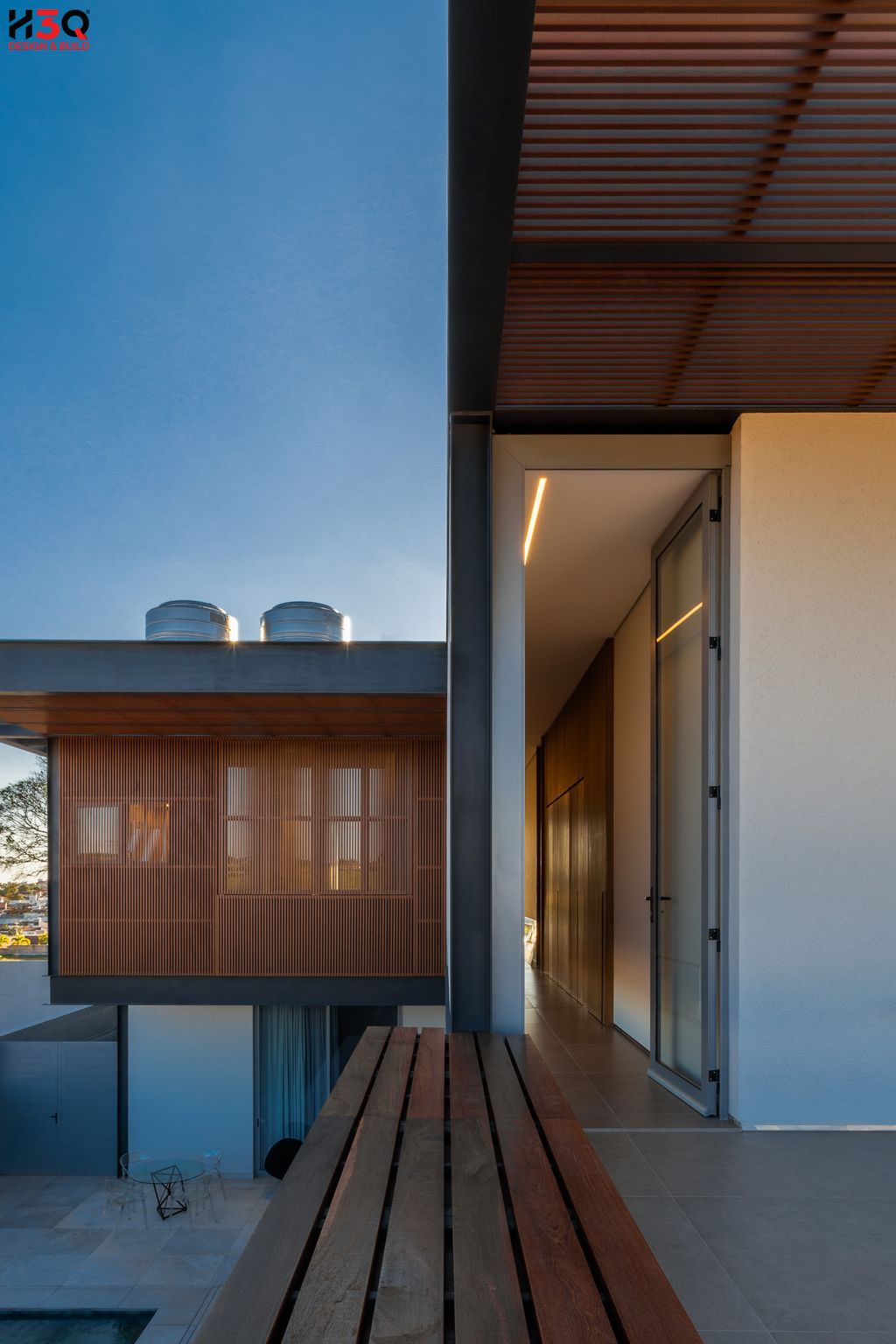 Click vào khung hình để xem ảnh full size Click vào khung hình để xem ảnh full size