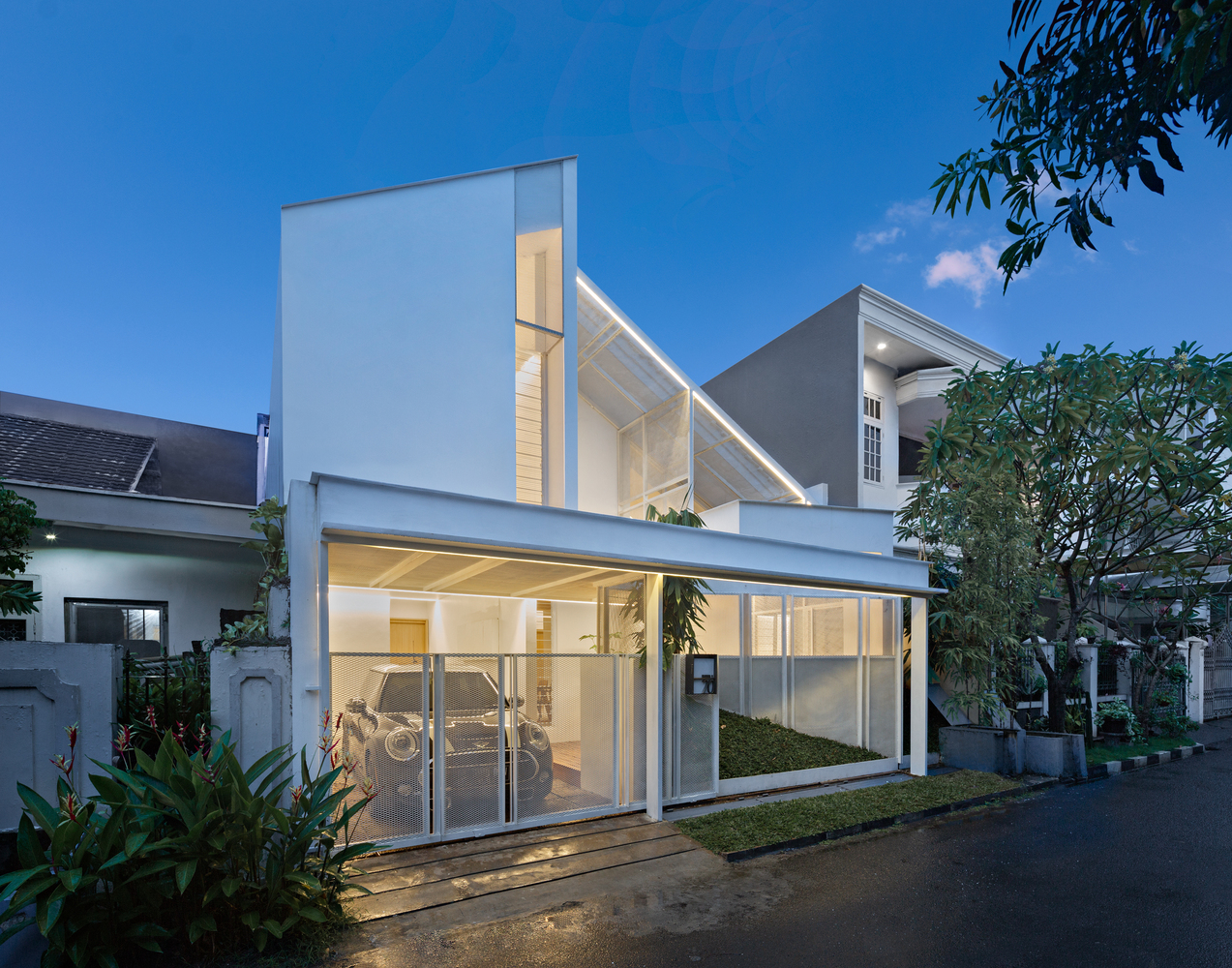 Khám phá không gian sống tối ưu trong căn nhà phố Indonesia