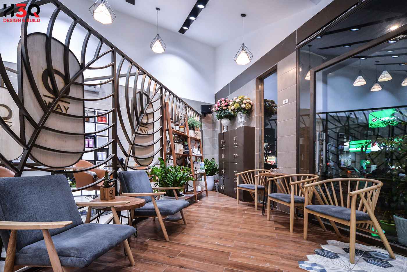 Click vào khung hình để xem ảnh full size Click vào khung hình để xem ảnh full size