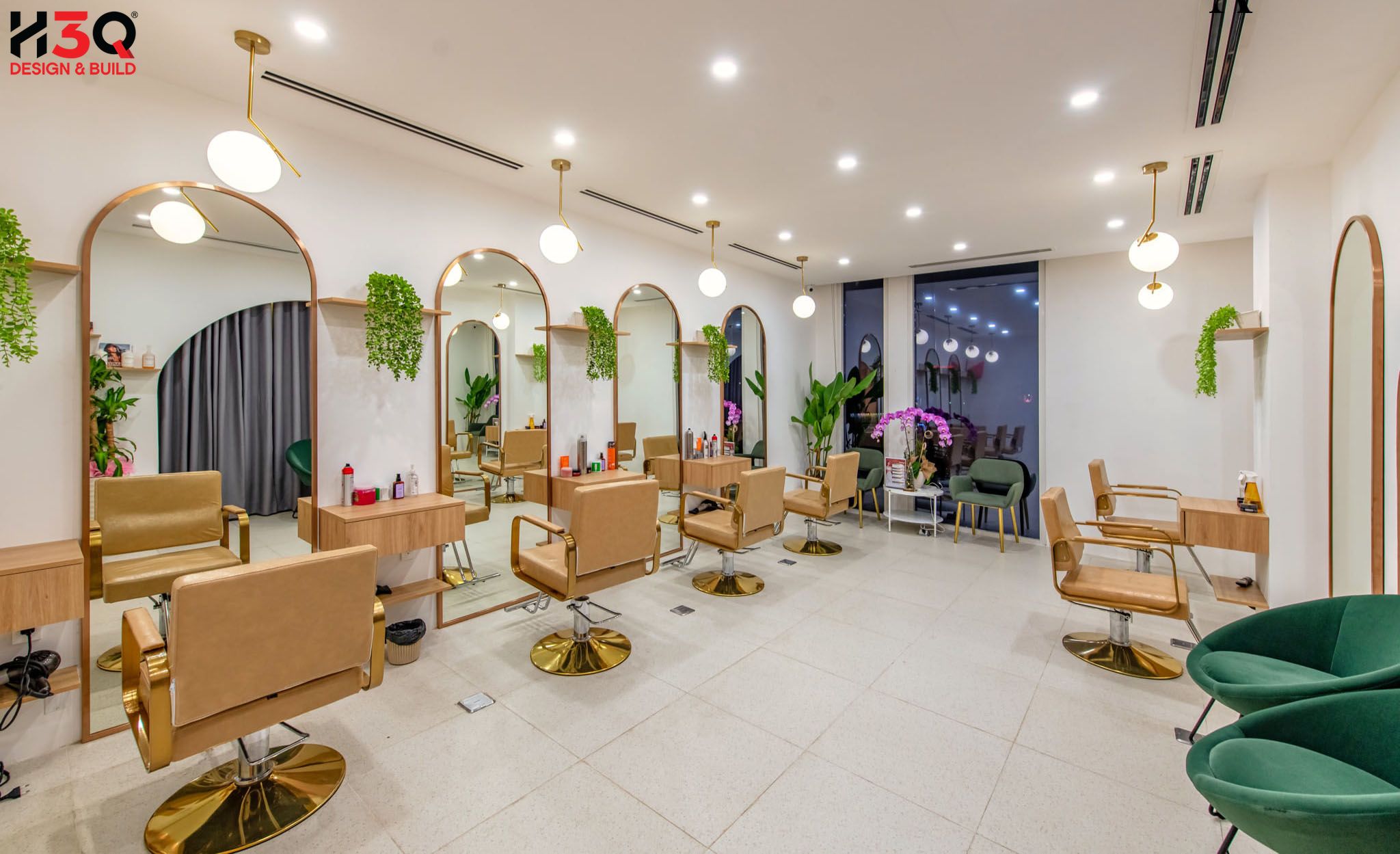 Click vào khung hình để xem ảnh full size Click vào khung hình để xem ảnh full size