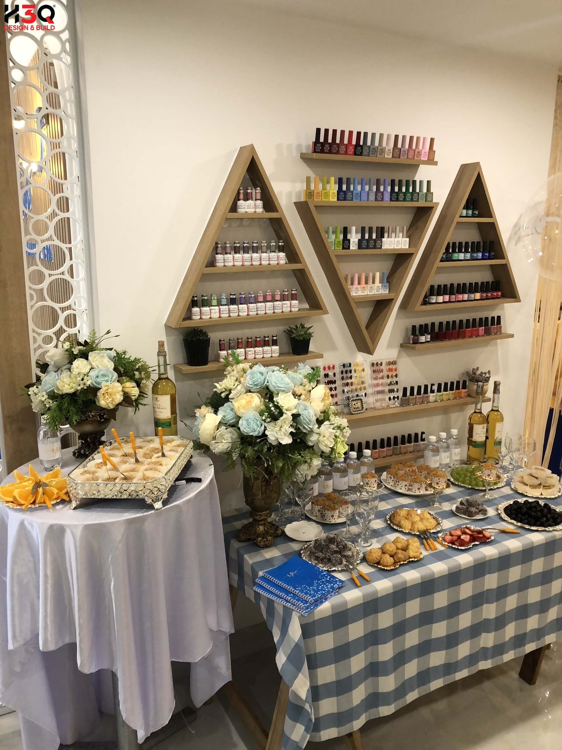 Click vào khung hình để xem ảnh full size Click vào khung hình để xem ảnh full size