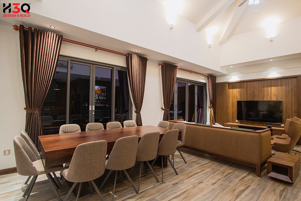 Click vào khung hình để xem ảnh full size