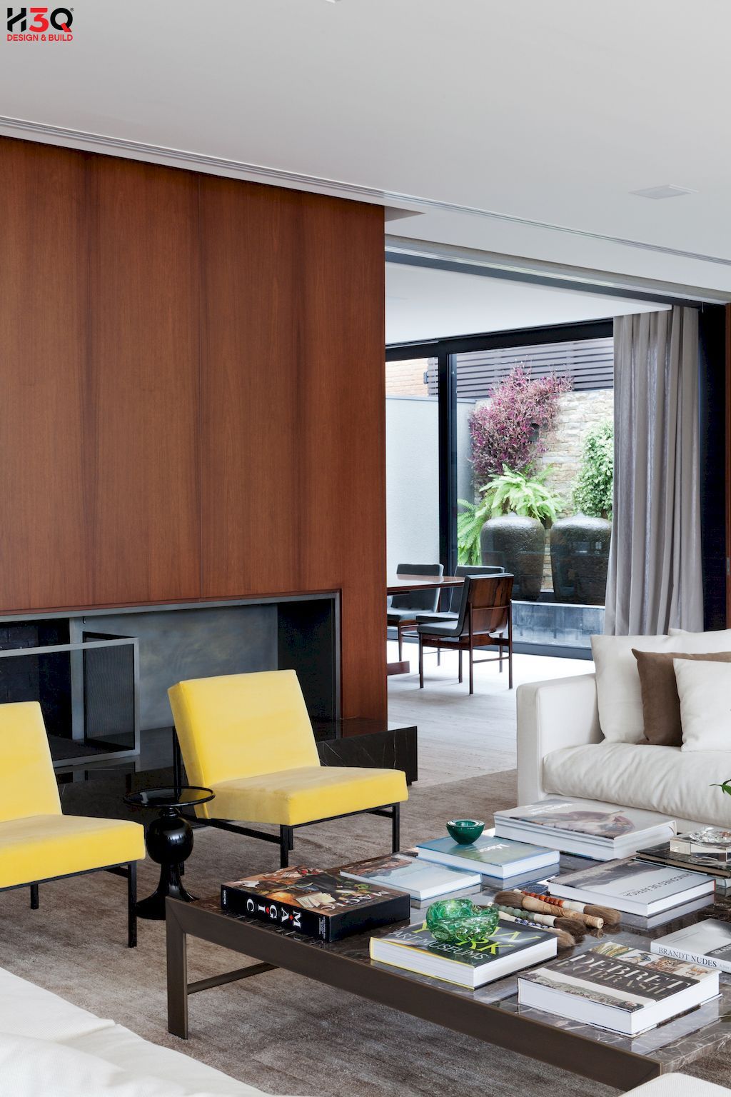 Click vào khung hình để xem ảnh full size