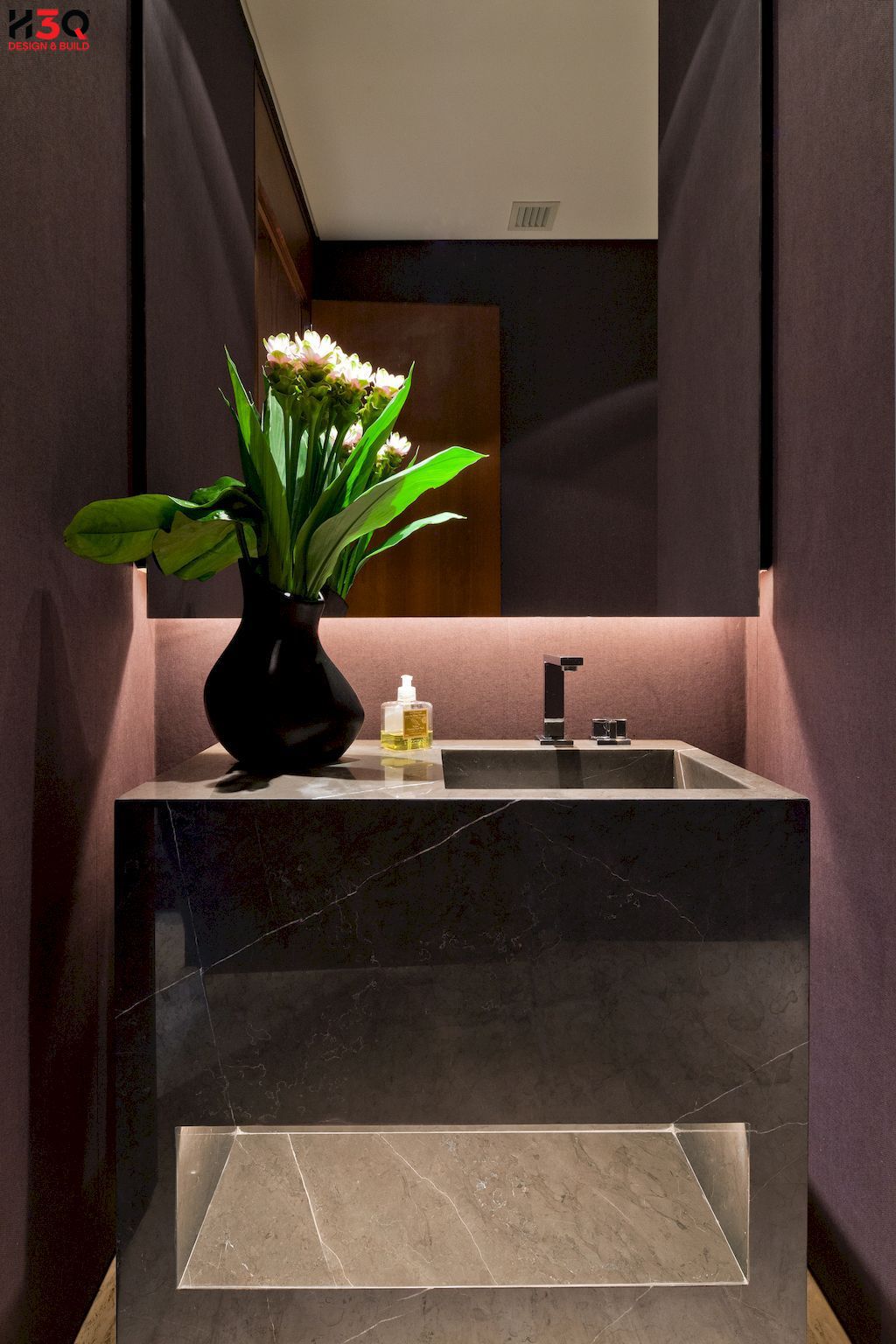 Click vào khung hình để xem ảnh full size