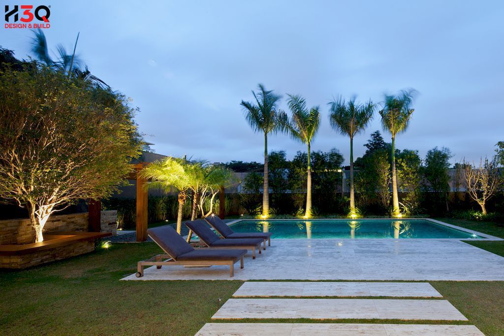 Click vào khung hình để xem ảnh full size