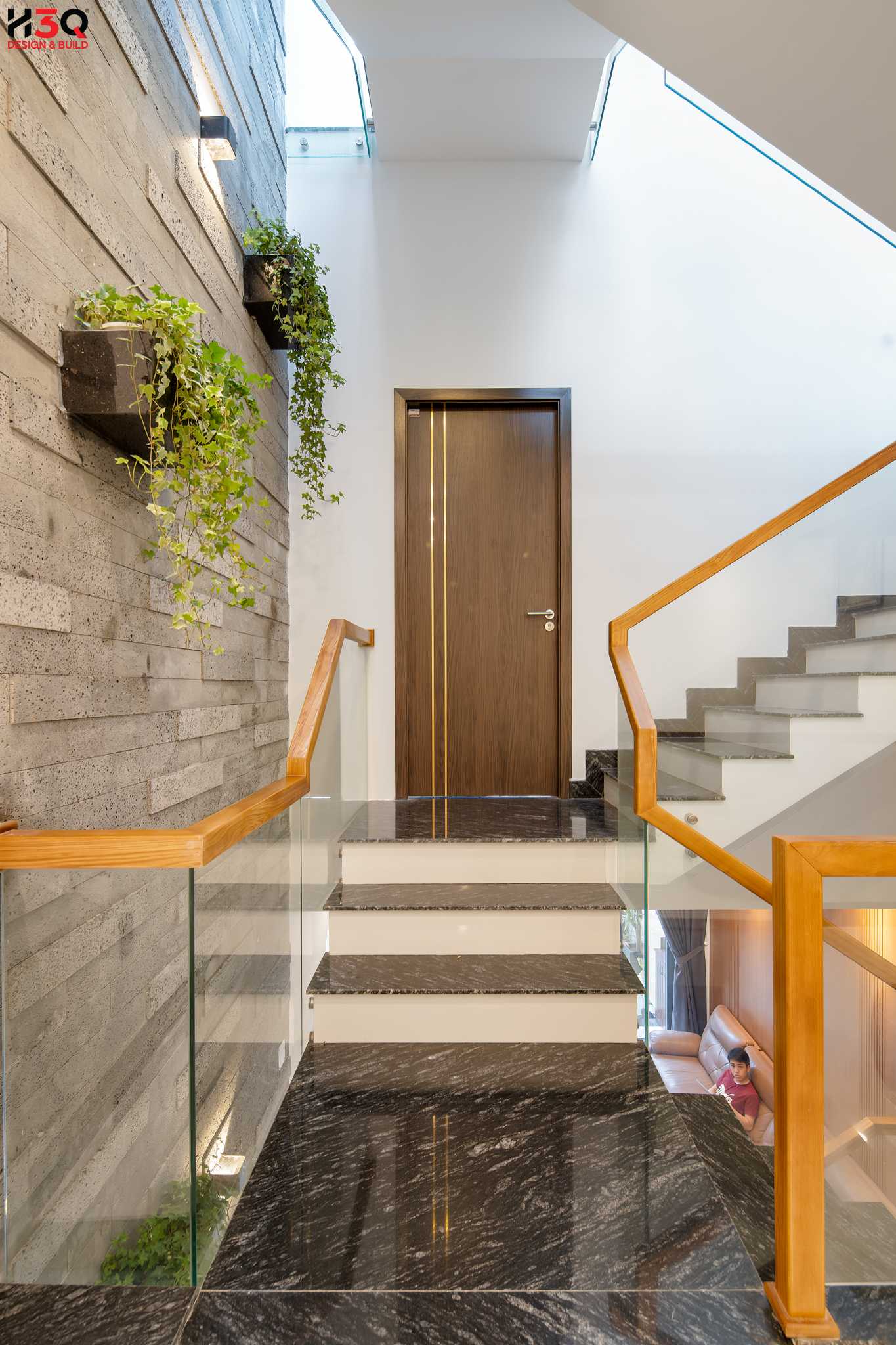 Click vào khung hình để xem ảnh full size Click vào khung hình để xem ảnh full size